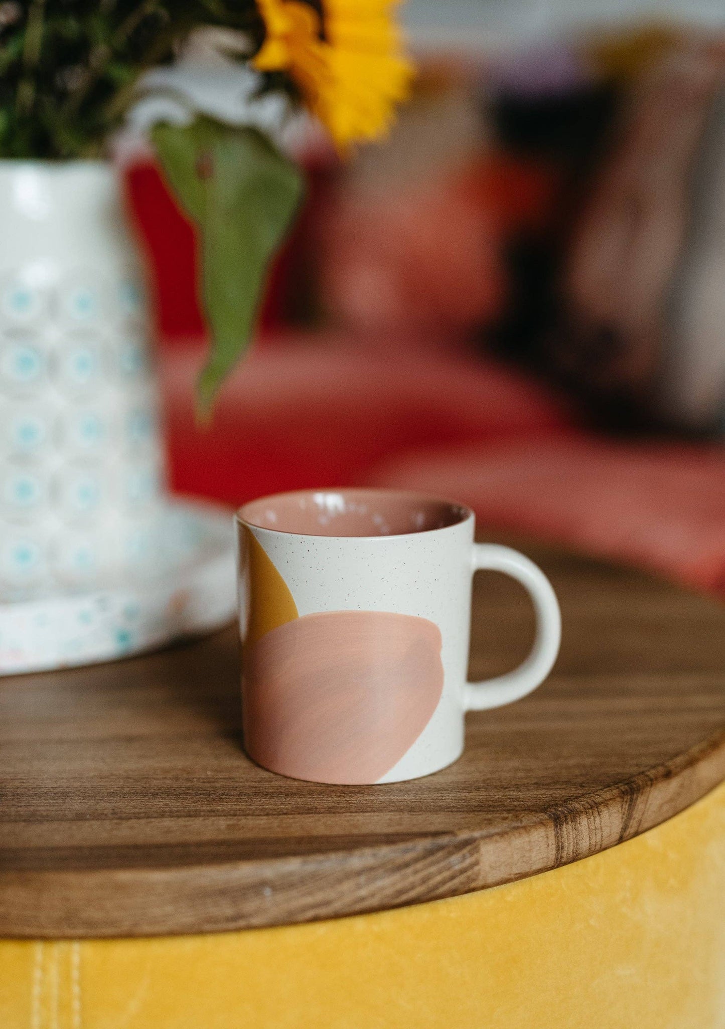 BLUSH DOT MUG