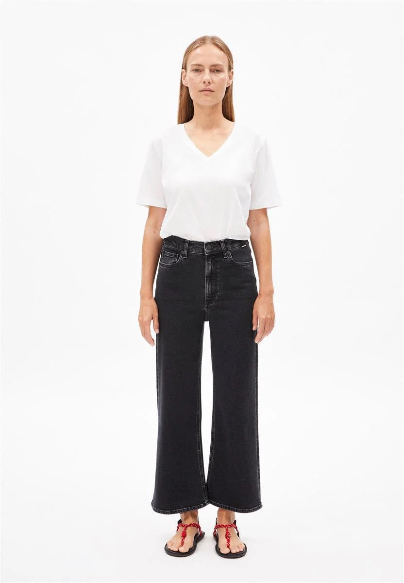MURLIAA CROPPED JEANS | EBONY BLACK