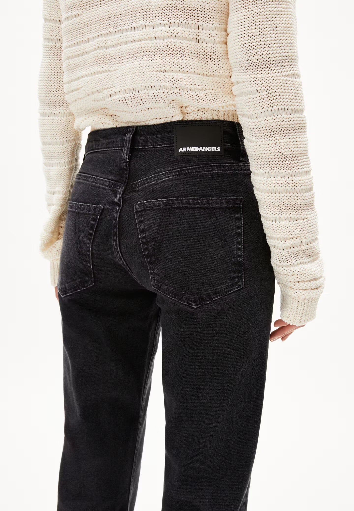CARENAA STRAIGHT FIT MID WAIST JEANS | EBONY BLACK