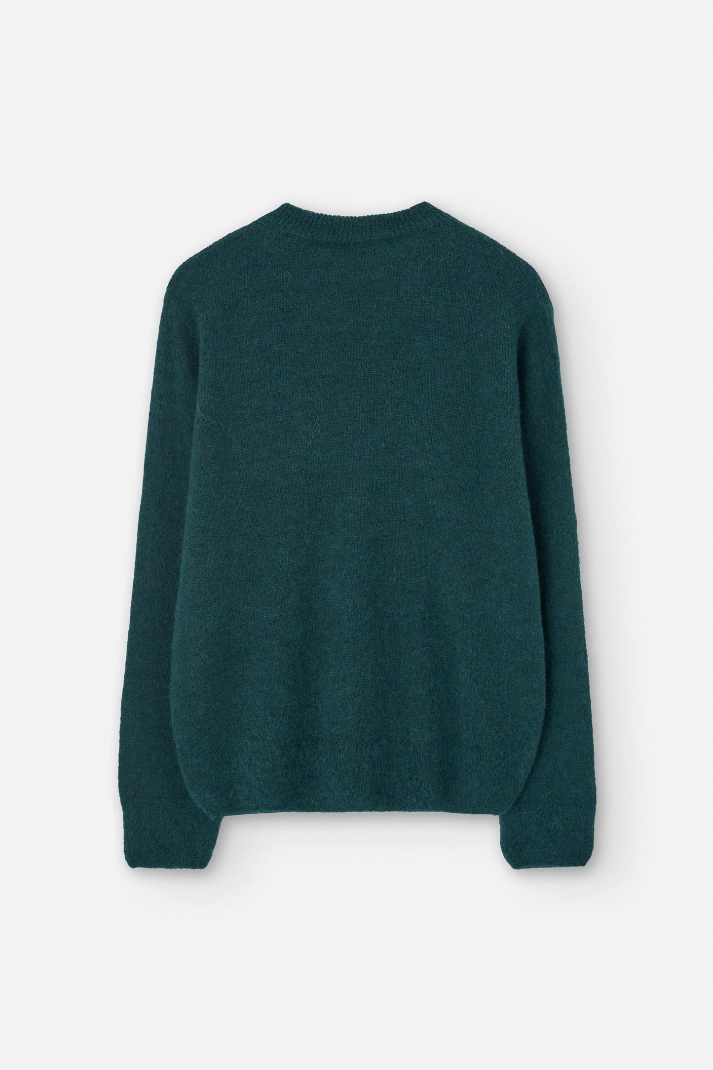 Knitted winter jumper from Suite13LAB. Made from a sustainable blend of baby alpaca, merino wool and recycled nylon. Regular fit, long sleeves, crew neck, ribbed cuffs and hem. Dark green.