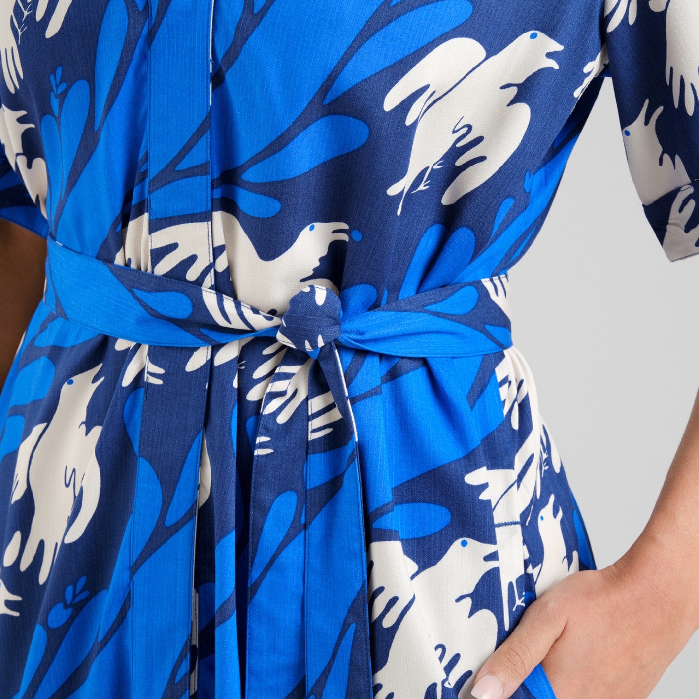 KALLVIK ECOVERO™ DRESS | THE PHOENIX BLUE