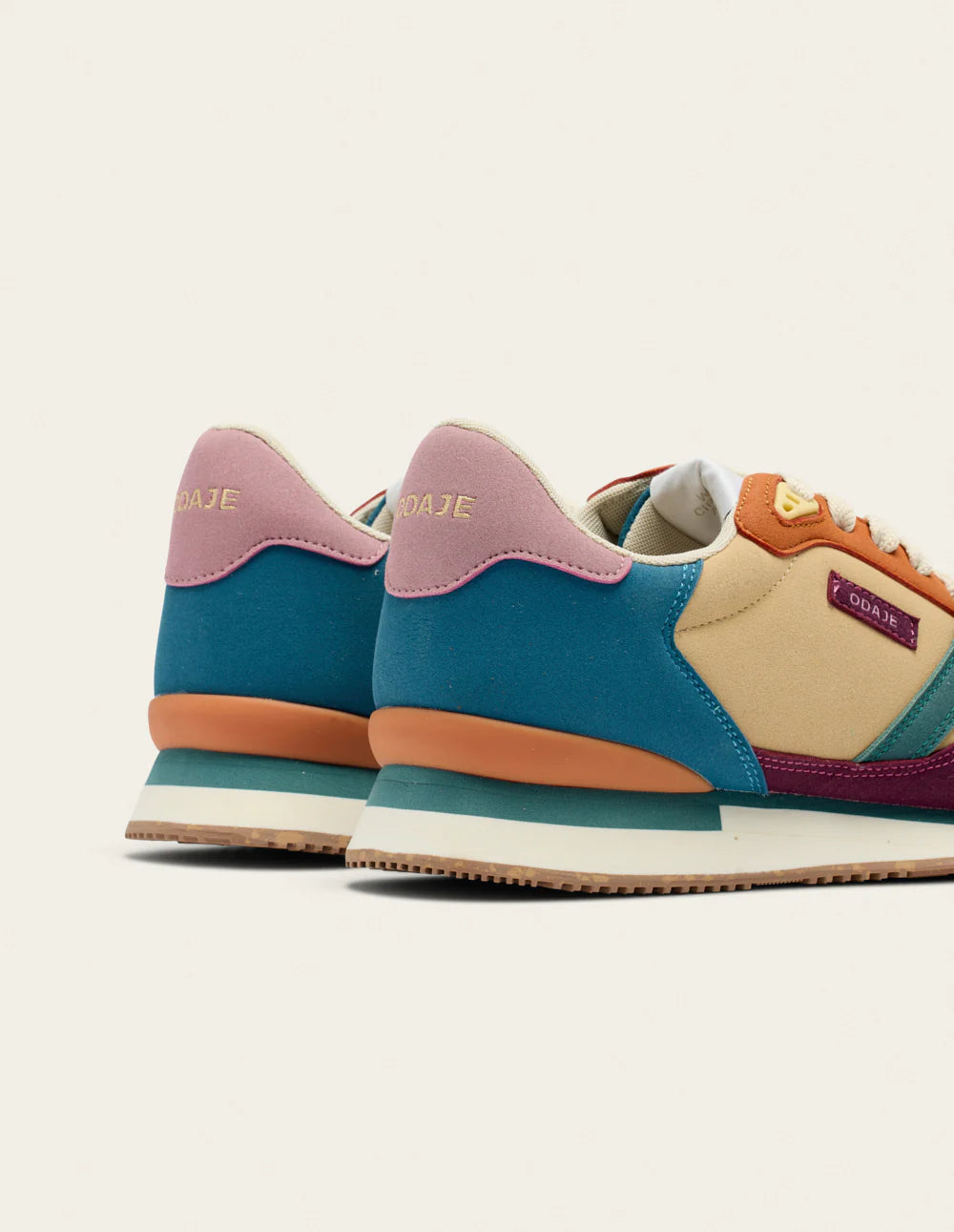 ANDRÉE LOW-TOP TRAINERS
| PLUM BRICK PINK