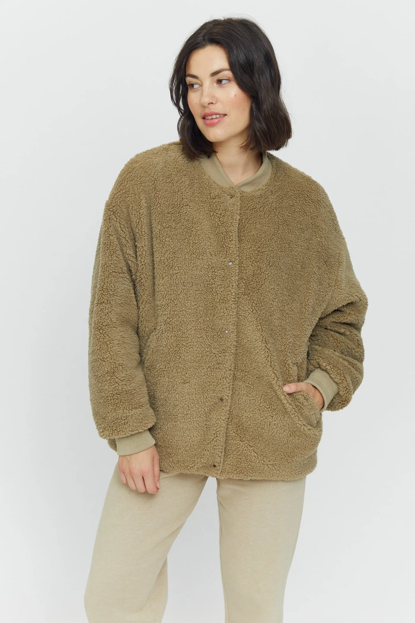 CLAY REVERSIBLE TEDDY JACKET | SANDY OLIVE