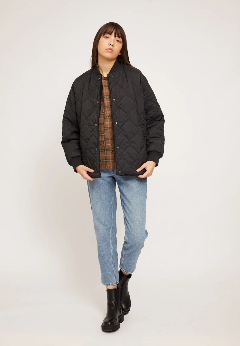CLAY REVERSIBLE TEDDY JACKET | BLACK
