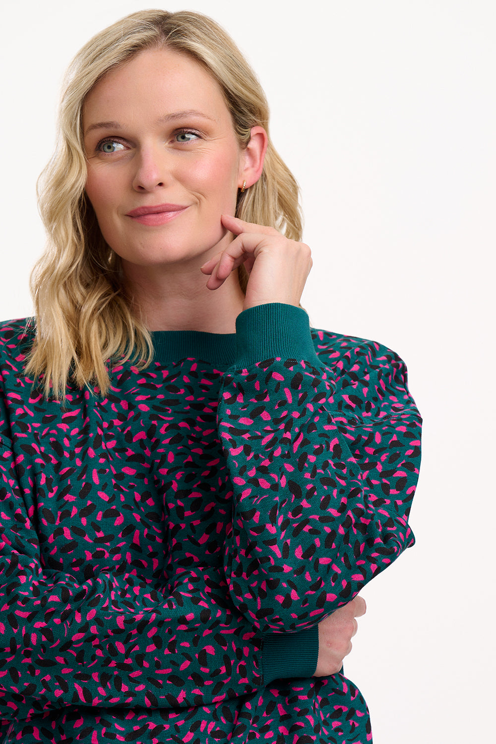 EADIE RELAXED SWEATSHIRT |GREEN/ PAINTERLY SPOT