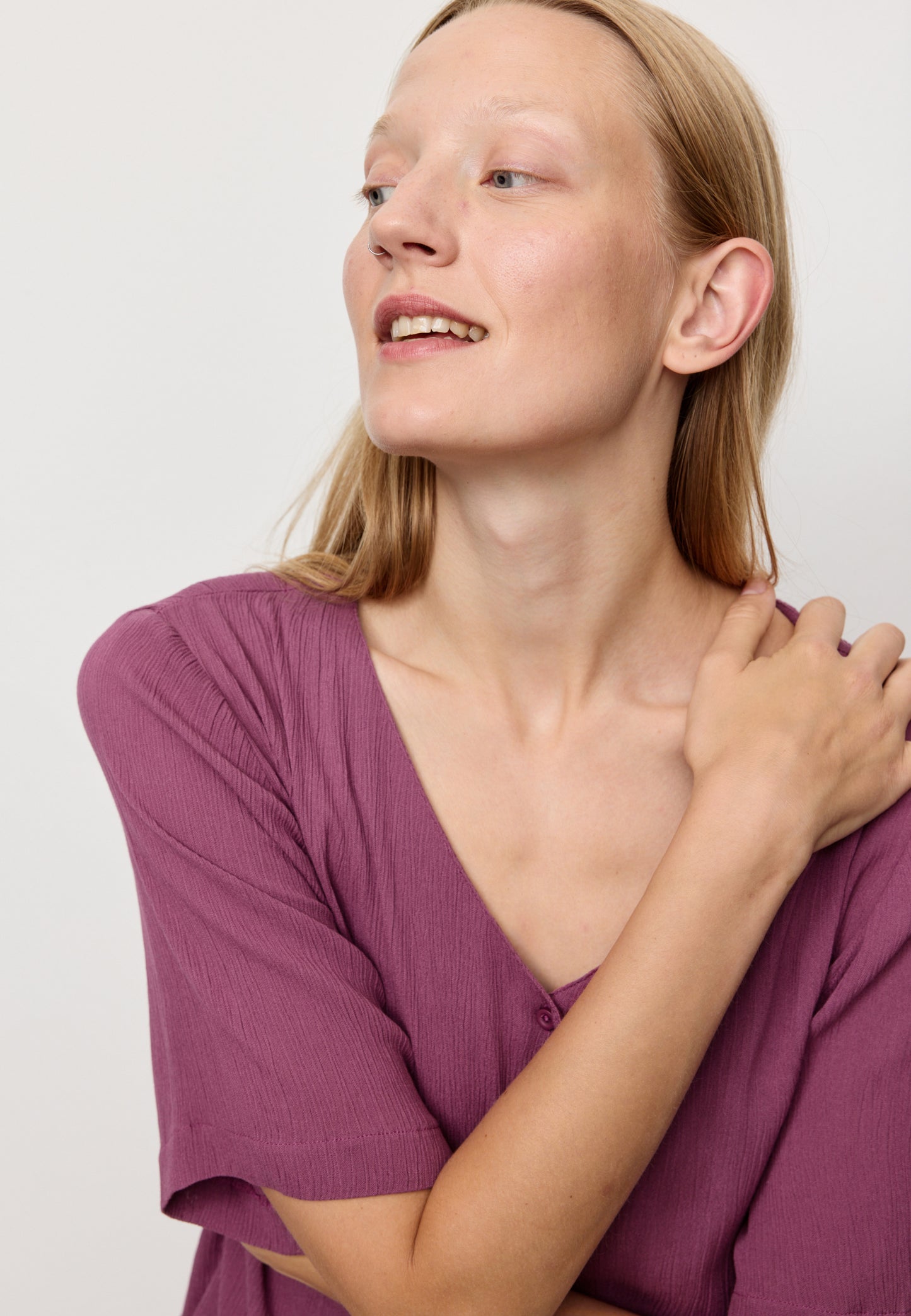 SPIREA LENZING™ ECOVERO™ BLOUSE | DARK TULIP