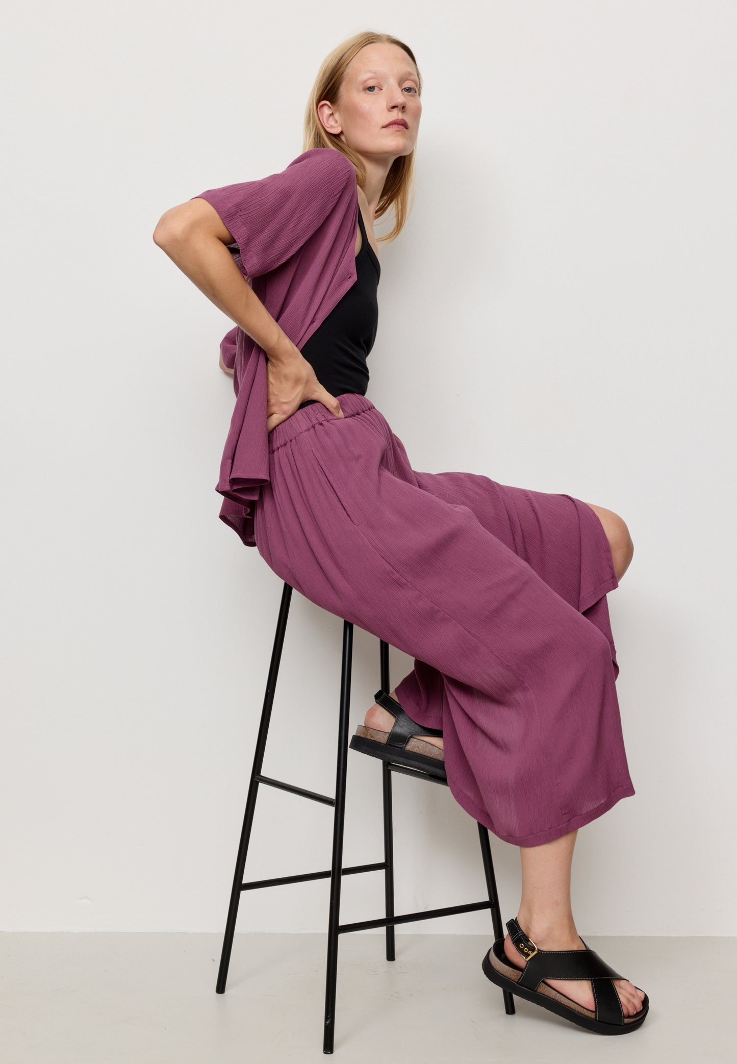 SPIREA LENZING™ ECOVERO™ BLOUSE | DARK TULIP