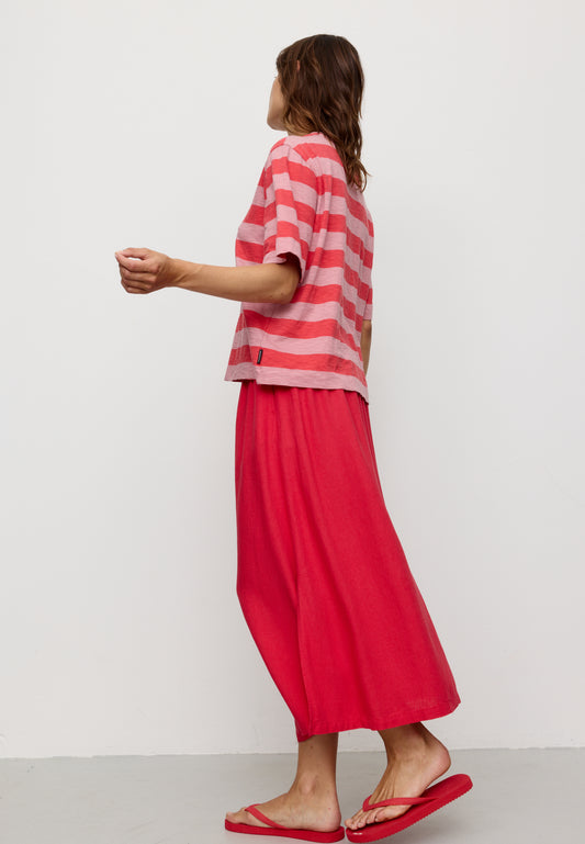 FENNEL LENZING™ ECOVERO™ AND LINEN SKIRT | LAVA RED