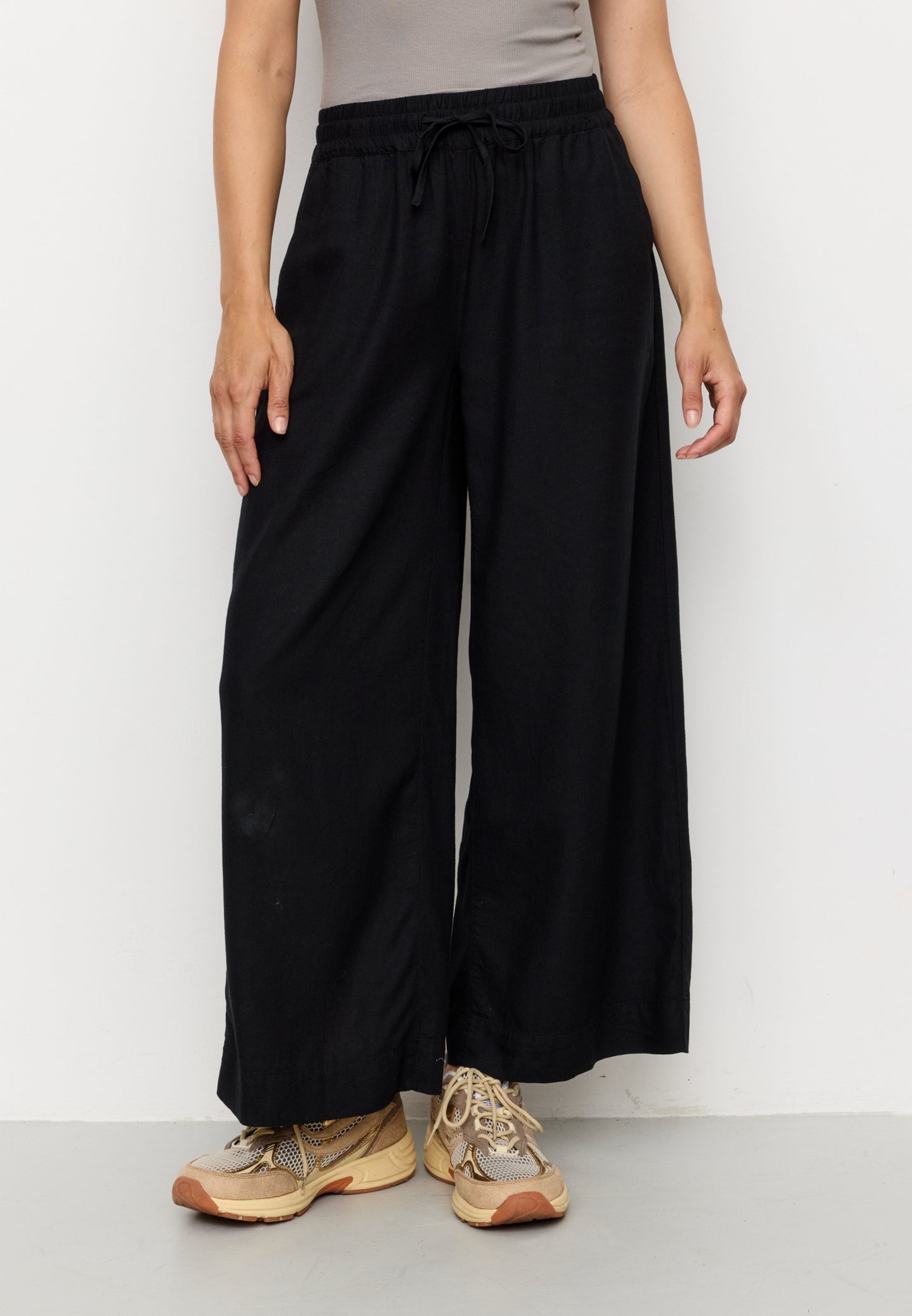 PILEA WIDE LEG TROUSERS |  BLACK