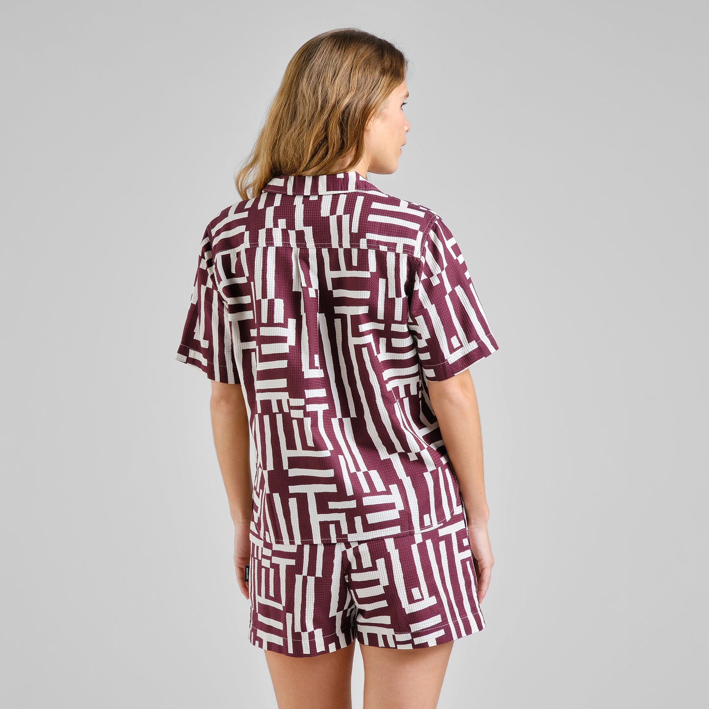 TORUP BOXY SHIRT | LINES & STICKS FIG RED