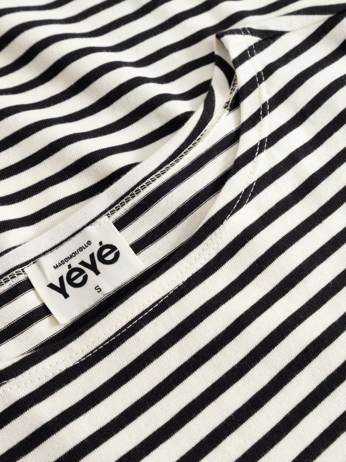 ICONIQUE STRIPED LONGSLEEVE TOP