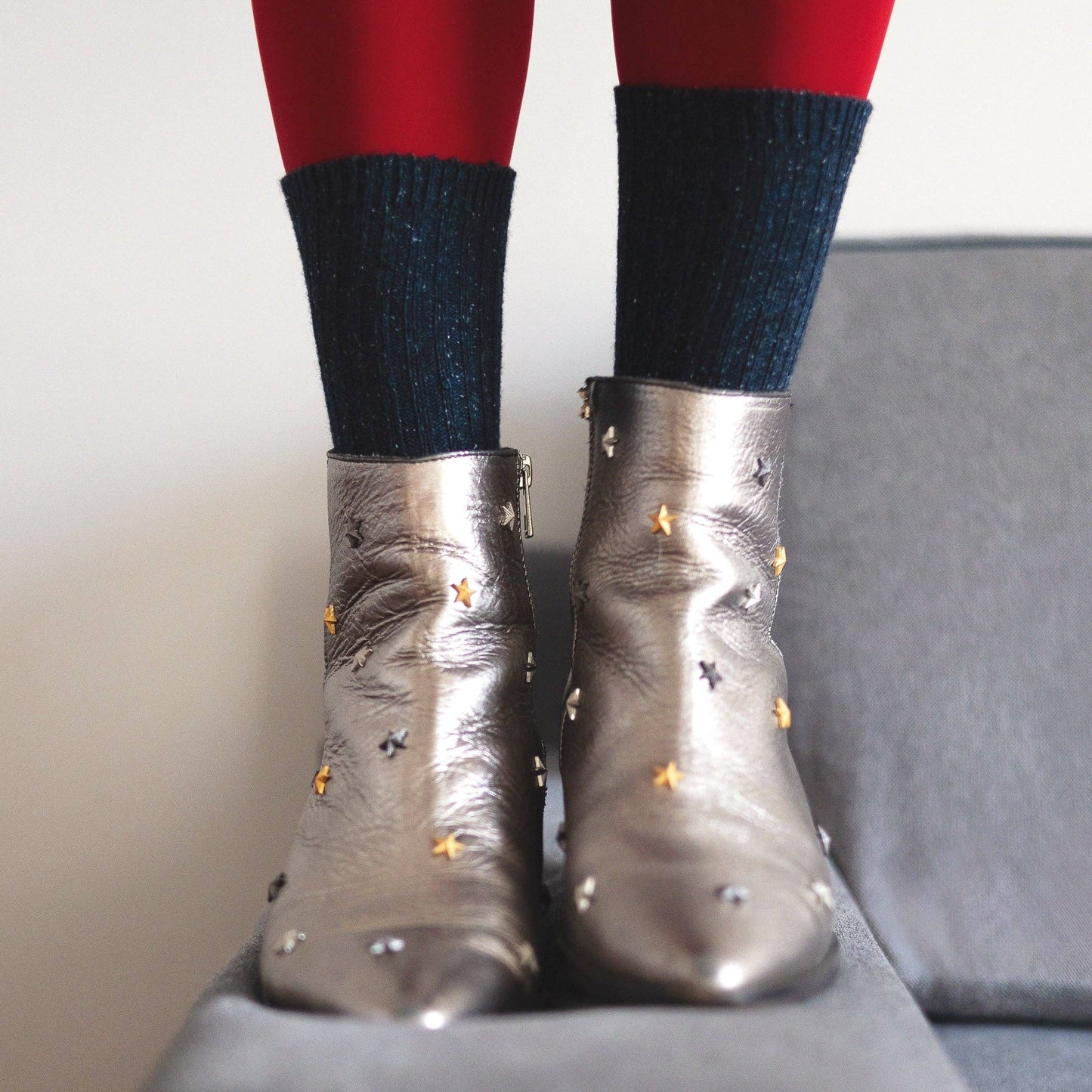 WOOL AND SILK BLEND DUST STAR SOCKS | NAVY