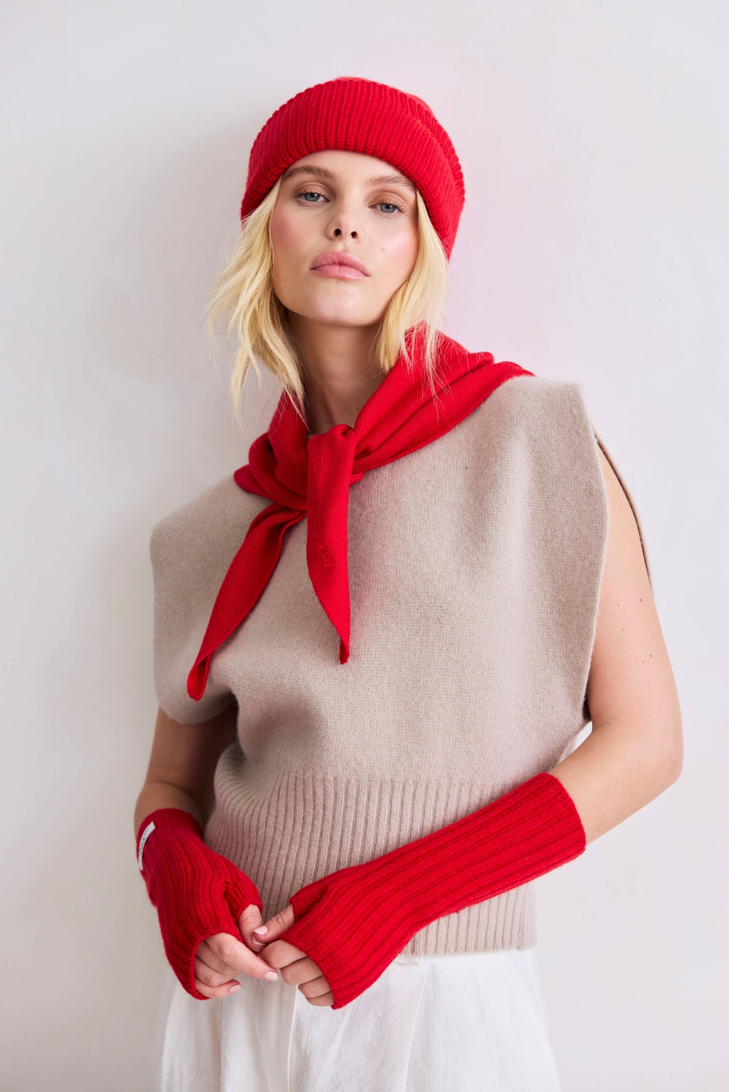 MERINO WOOL EMBROIDERED BEANIE | FLAME RED