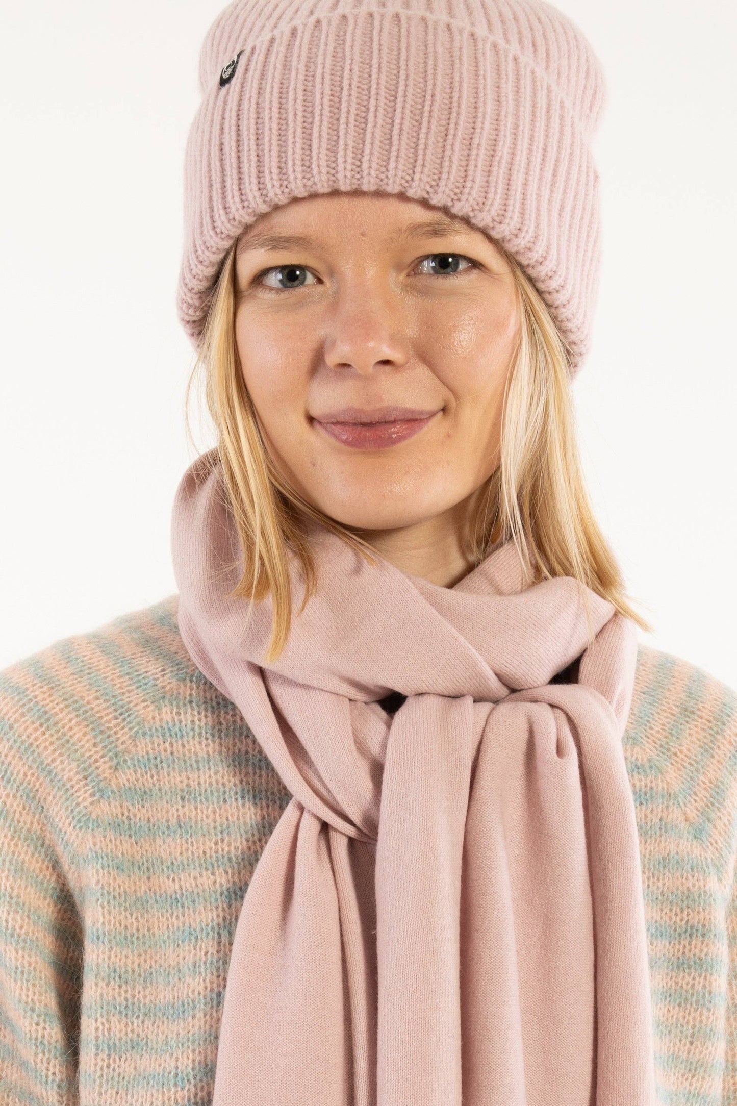 DANEWARM THOUGHTS MERINO WOOL BEANIE | POWDER PINK