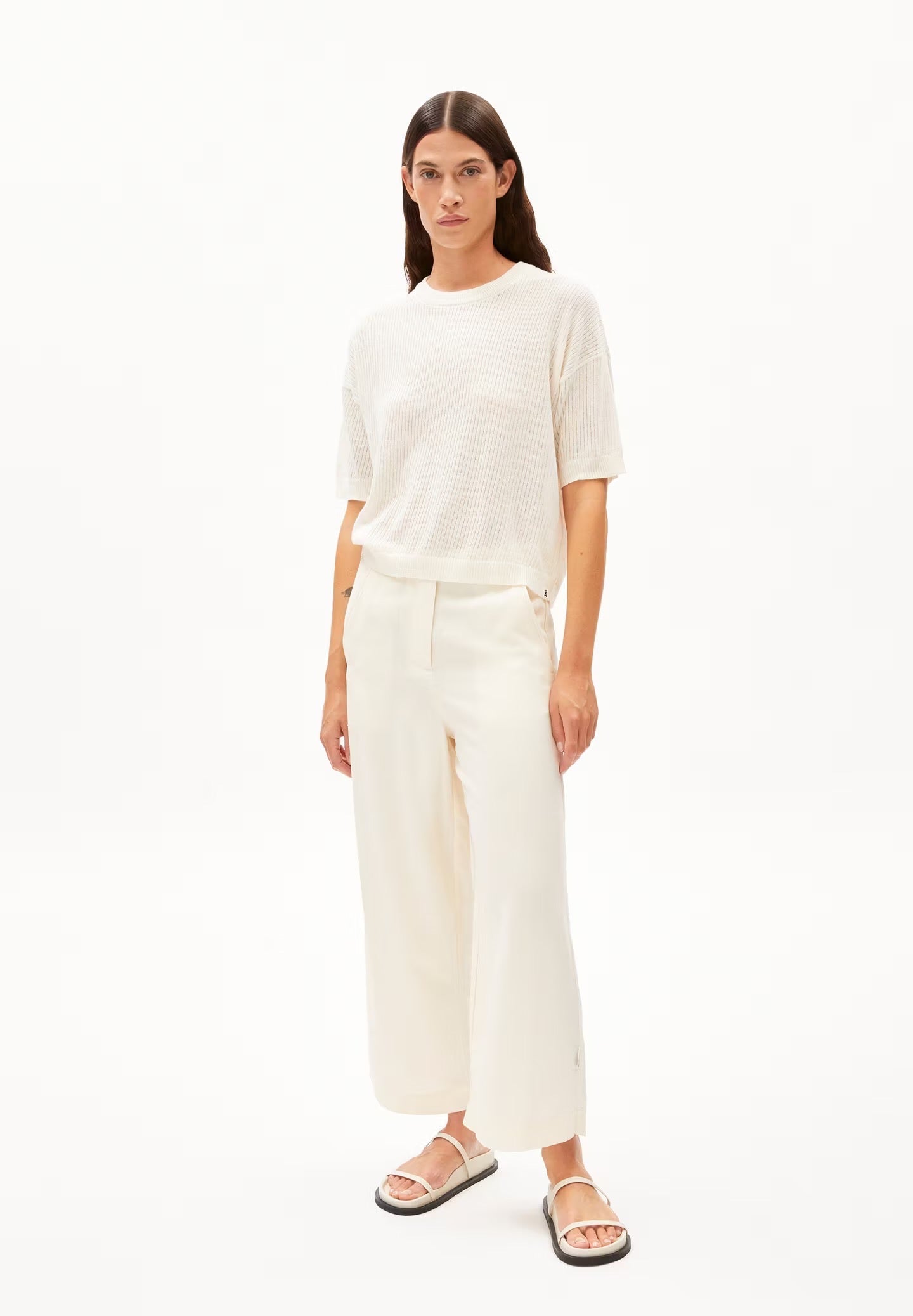 CAARUNUS LINO WIDE LEG CROPPED TROUSERS | OATMILK