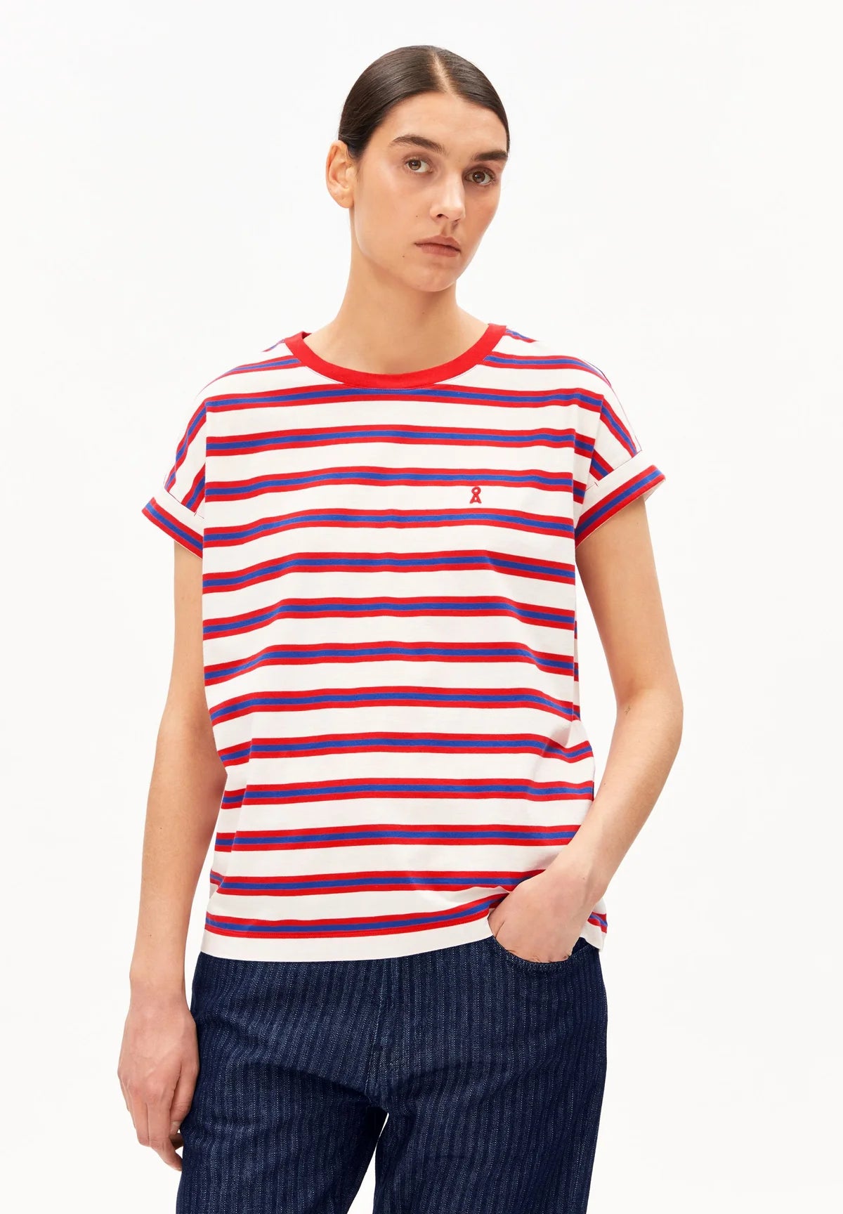 IDAARA ORGANIC COTTON T-SHIRT | LIGHT OATMILK-MARS RED-DYNAMO BLUE