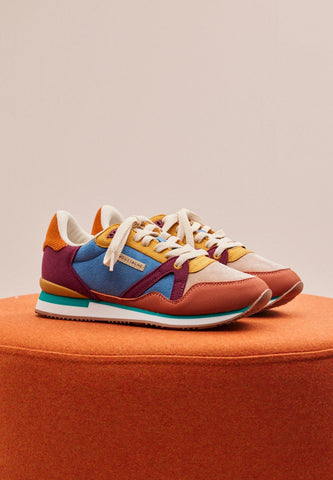 RUNNING SHOES ANDRÉE || VEGAN SUEDE AND TERRACOTTA PLUM SAND VELVET