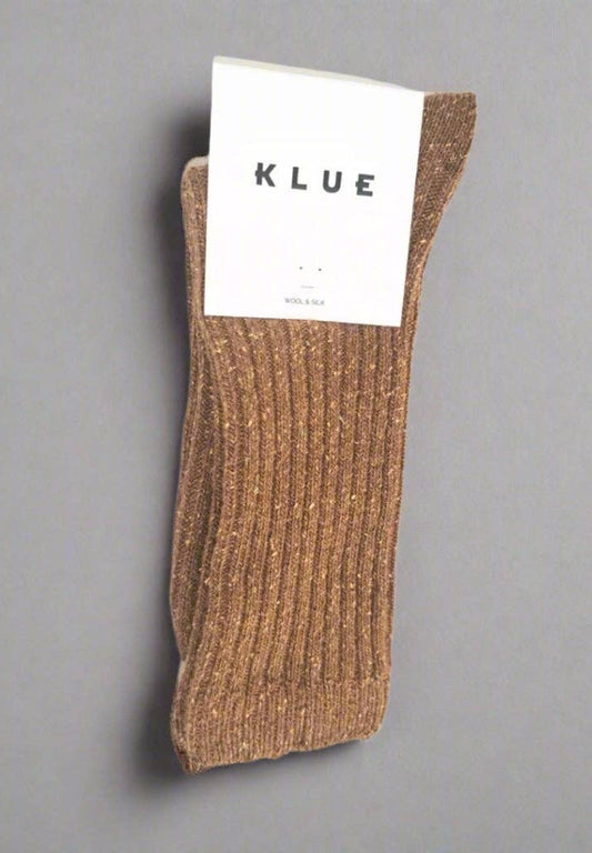 WOOL AND SILK BLEND DUST STAR SOCKS | CARAMEL