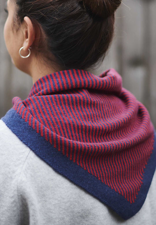 LAMBSWOOL TRIANGLE SCARF | RED AND NAVY STRIPES