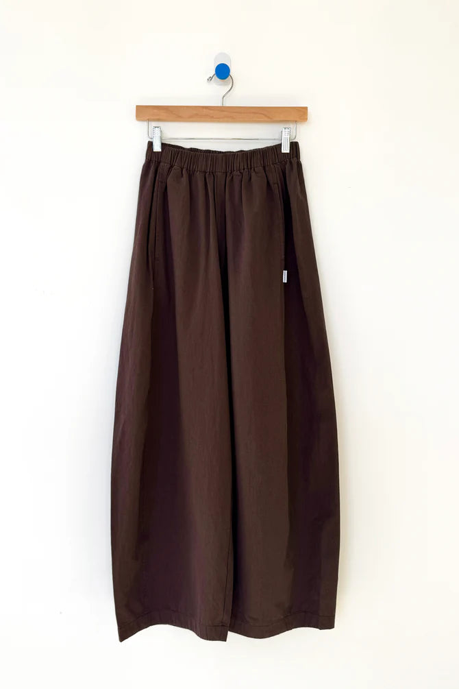 PARACHUTE PANTS | DARK BROWN