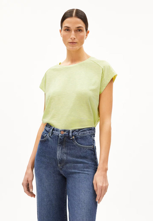 Loose fit striped t-shirt from Armedangels, with cap sleeves and a round neck, fine horizontal stripes in light lemon yellow and pastel green, made from sustainable organic cotton.