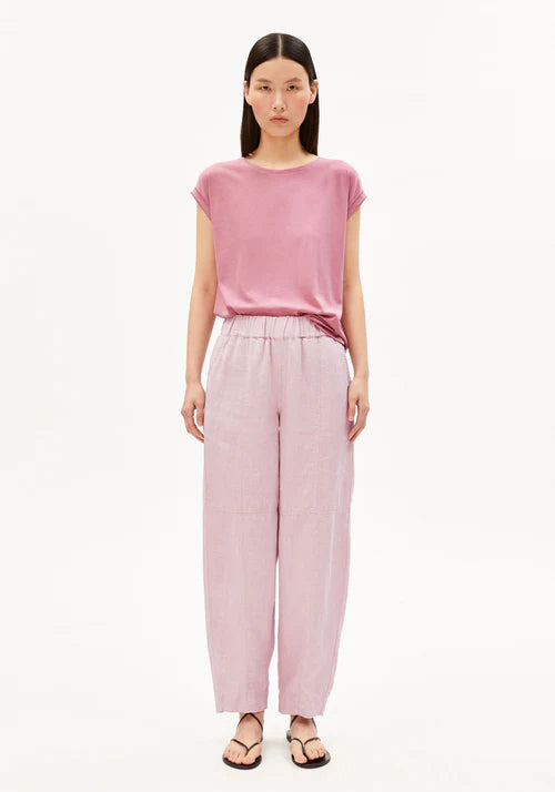 JILAANA ORGANIC COTTON AND TENCEL™ LYOCELL T-SHIRT | WASHED BERRY