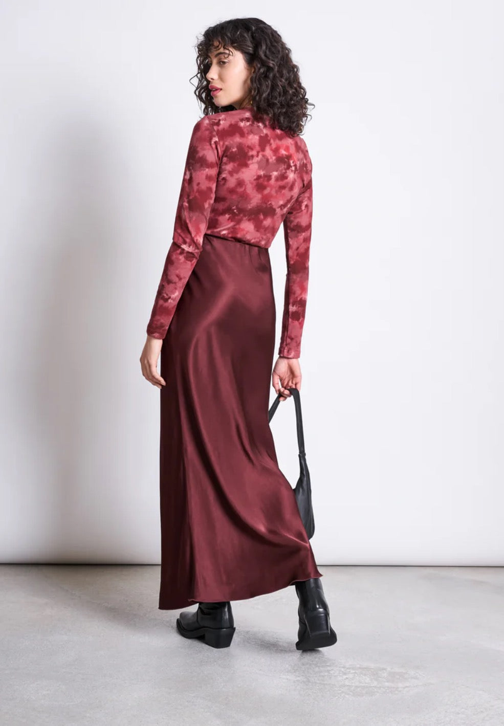 MAXI SATIN SLIP SKIRT SERIN | INTENSE RUST HUG MAXI SATIN SLIP SKIRT SERIN | INTENSE RUST HUG