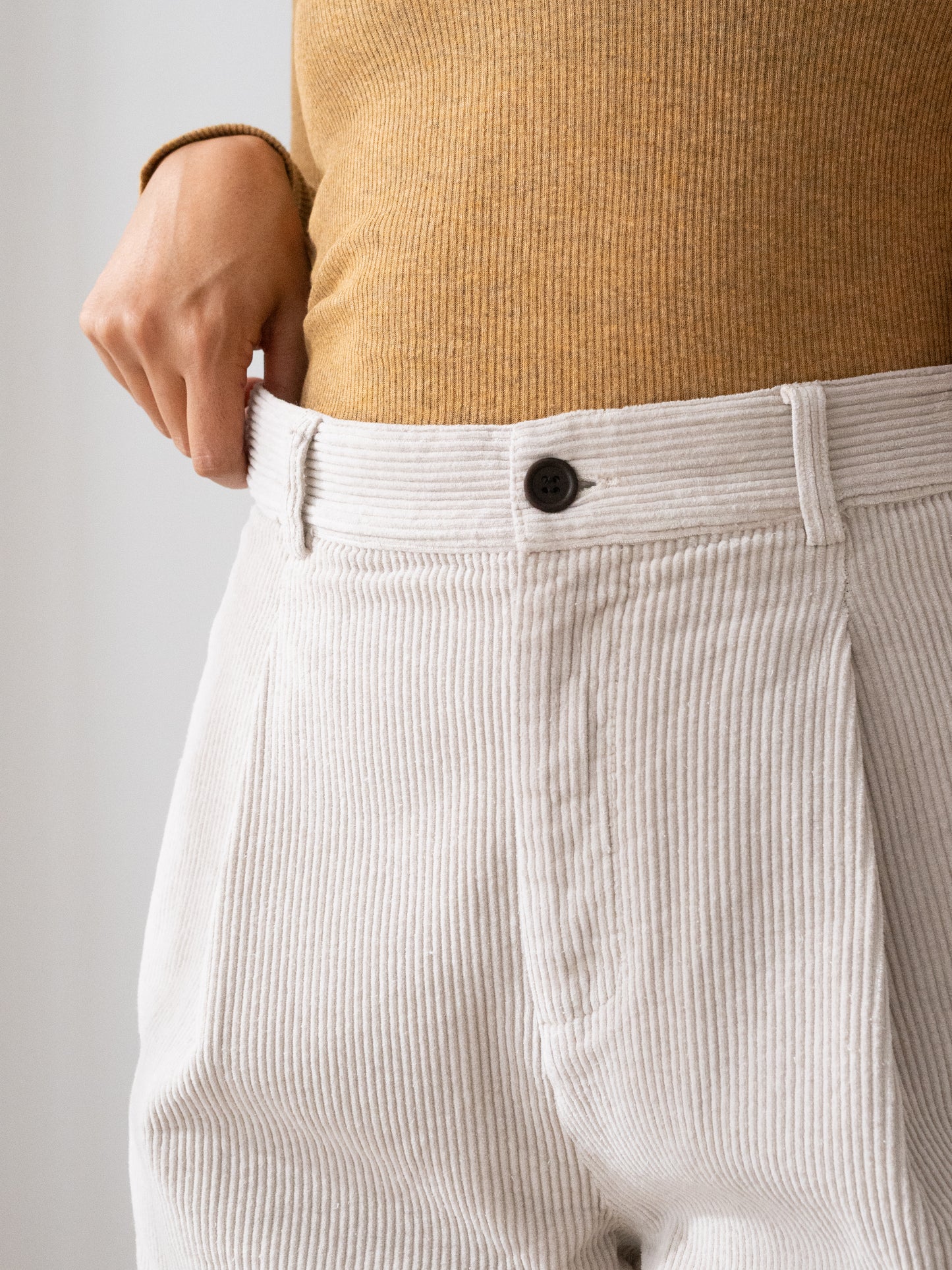 HARUKU CORDUROY TROUSERS | FEATHER GREY