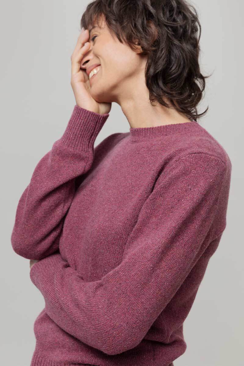 Rifò Women's Recycled Cashmere Crewneck Jumper Edda – Marsala Red
