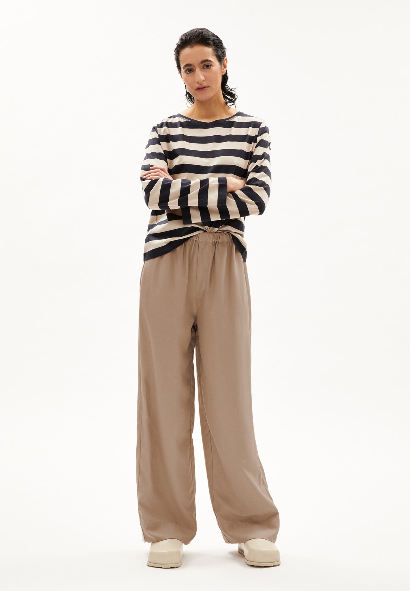 NOVAALIE PANTS LOOSE FIT MADE OF TENCEL™ LYOCELL || LIGHT DESERT